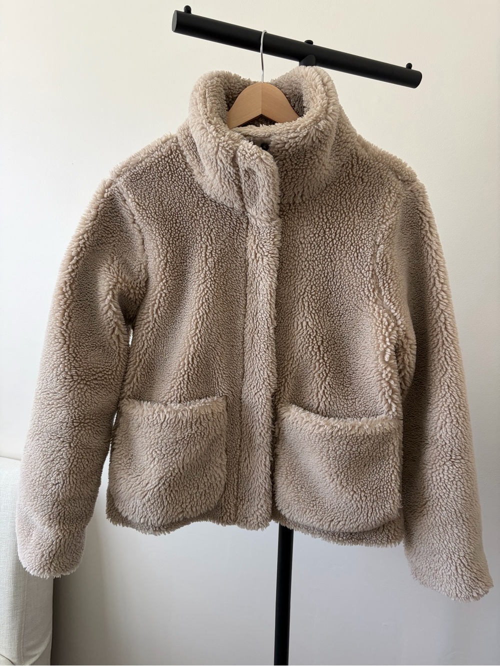 Old Navy Plush Teddy Sherpa Jacket - Light Beige